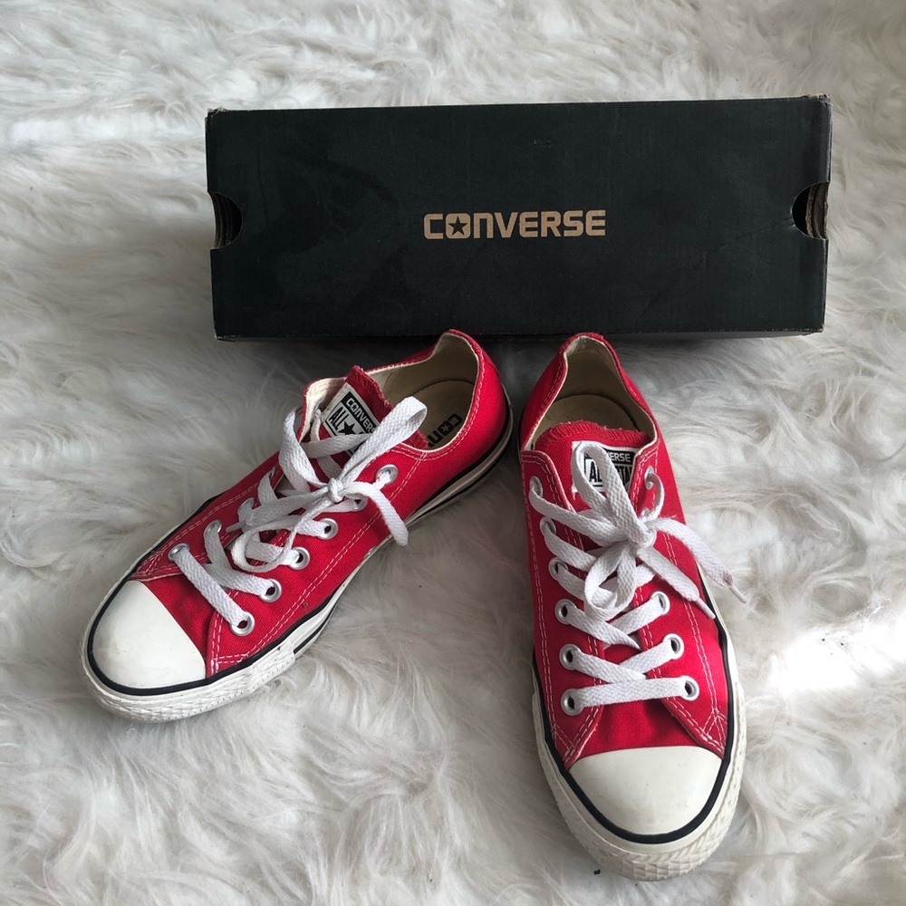 Converse | Sz 7